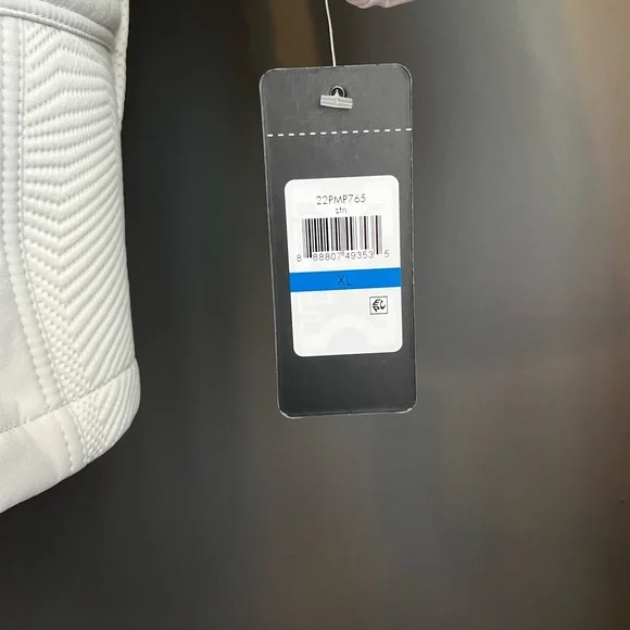 Guess | Cream Winter Jacket - Picture 5 of 14